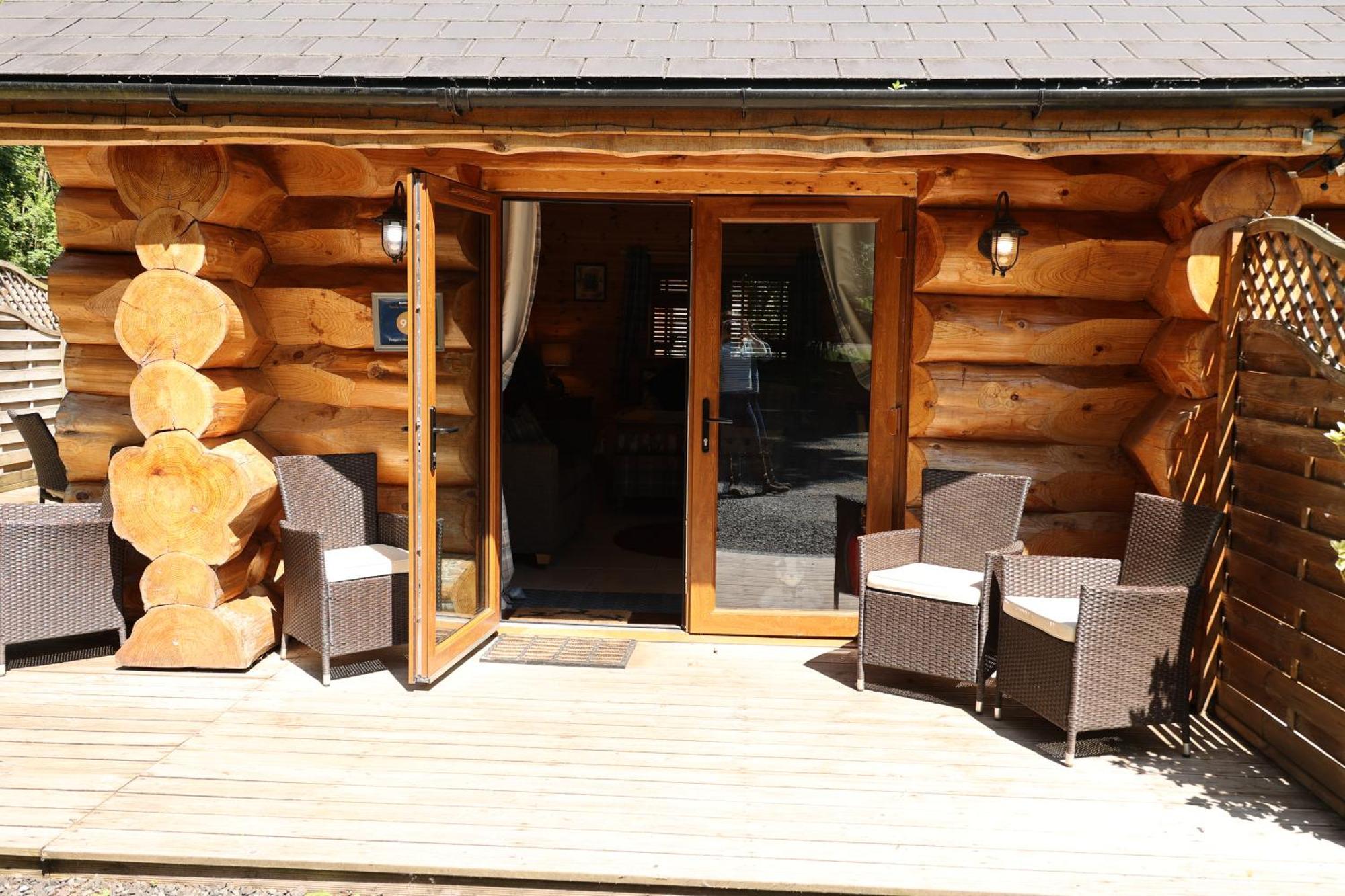 Badger'S Wood At Hoo Farm Villa Телфорд Екстериор снимка