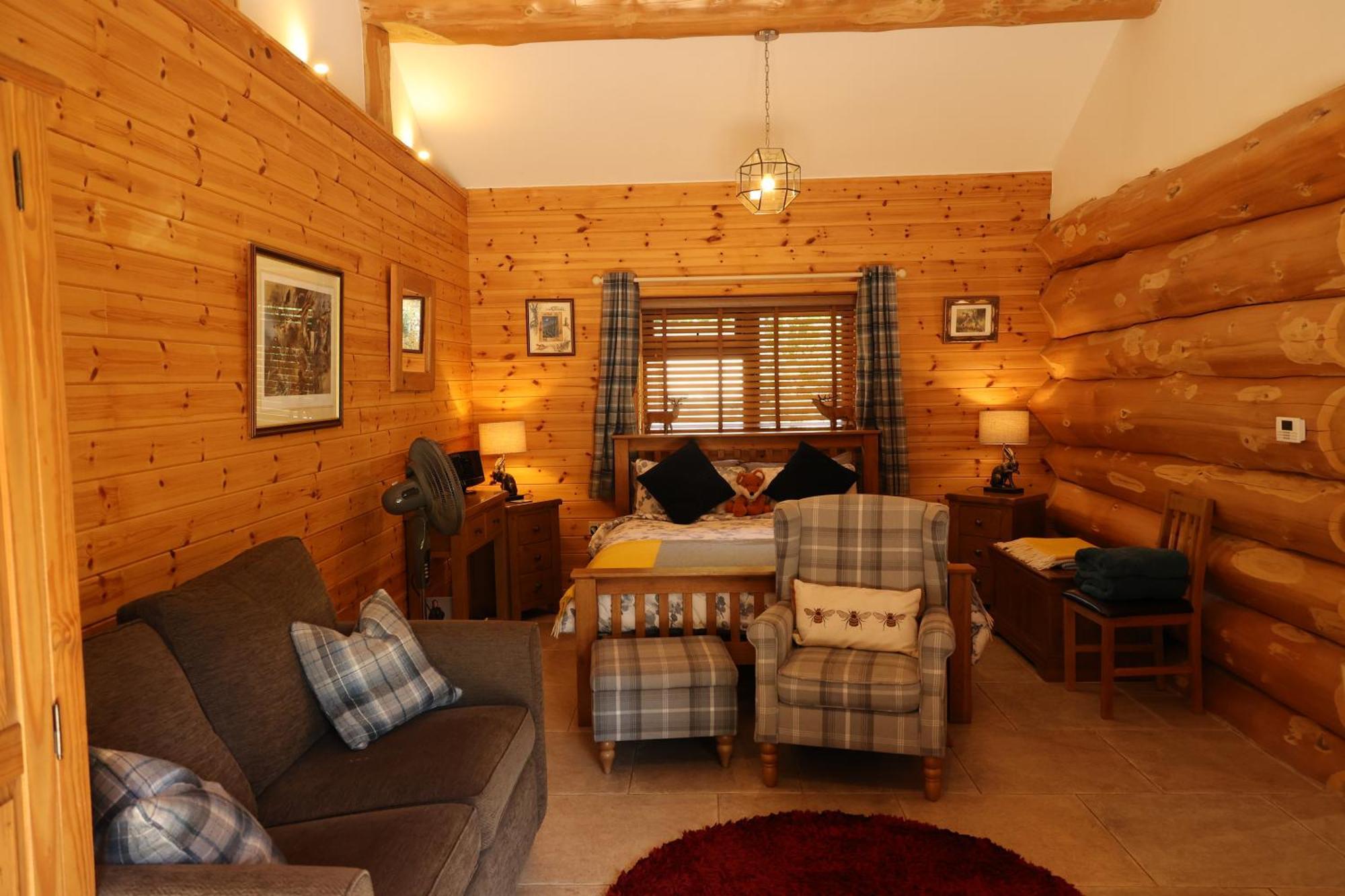 Badger'S Wood At Hoo Farm Villa Телфорд Екстериор снимка