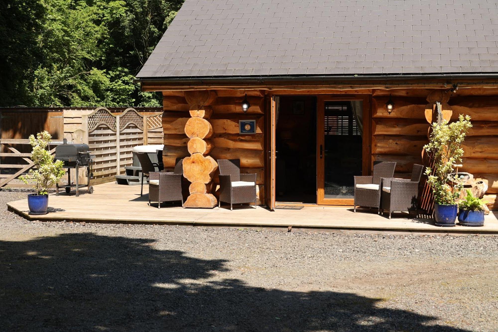 Badger'S Wood At Hoo Farm Villa Телфорд Екстериор снимка